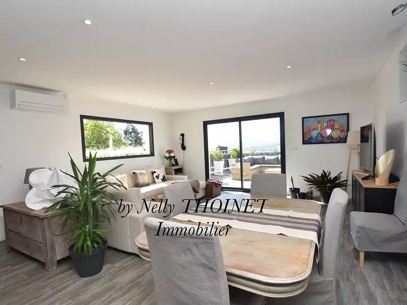 Maison, 106 m²