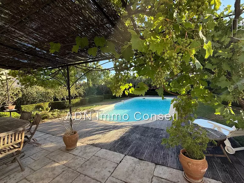 Maison, 102 m²