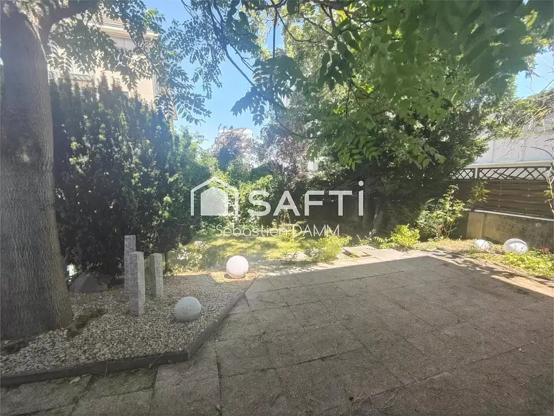 Maison, 192 m²