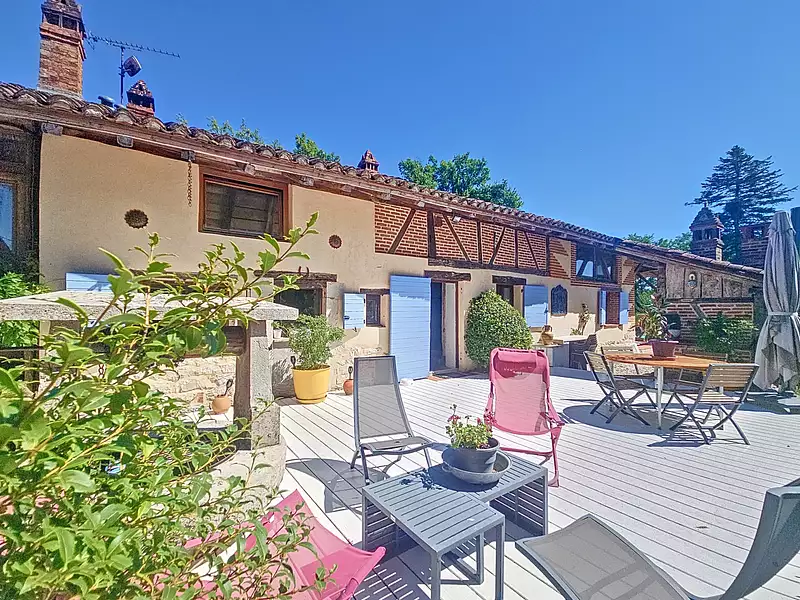 Maison, 240 m²