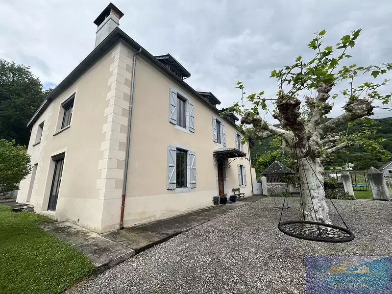 Maison, 276 m²