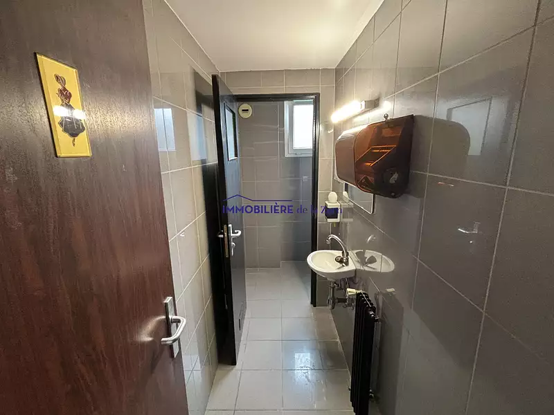 Divers, 323 m²