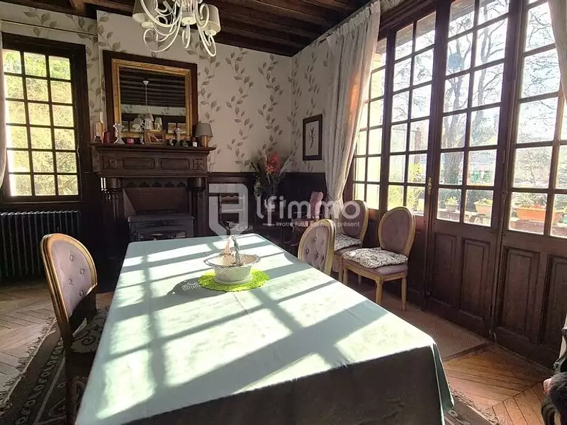 Maison, 370 m²