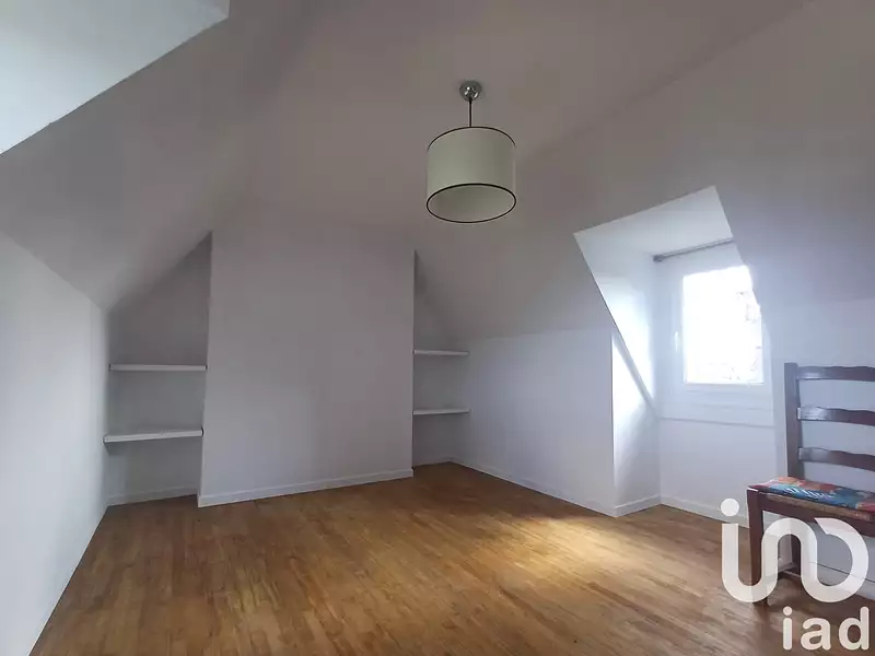 Maison, 196 m²