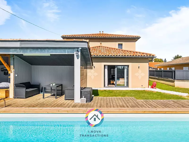Maison, 180 m²
