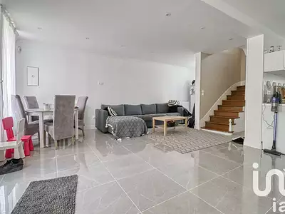 Maison, 122 m²