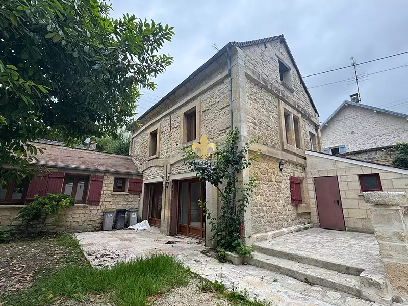 Maison, 140 m²