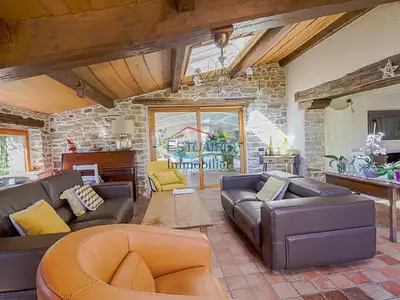 Maison, 275 m²