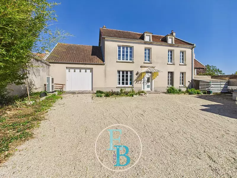 Maison, 137 m²
