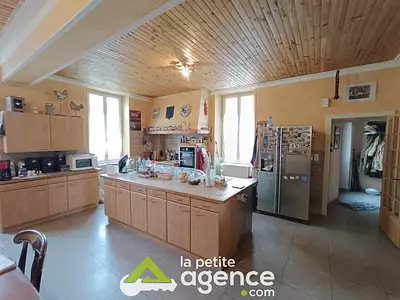 Maison, 348 m²