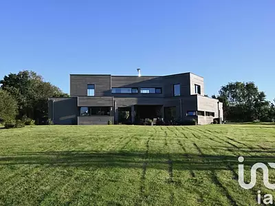 Maison, 225 m²