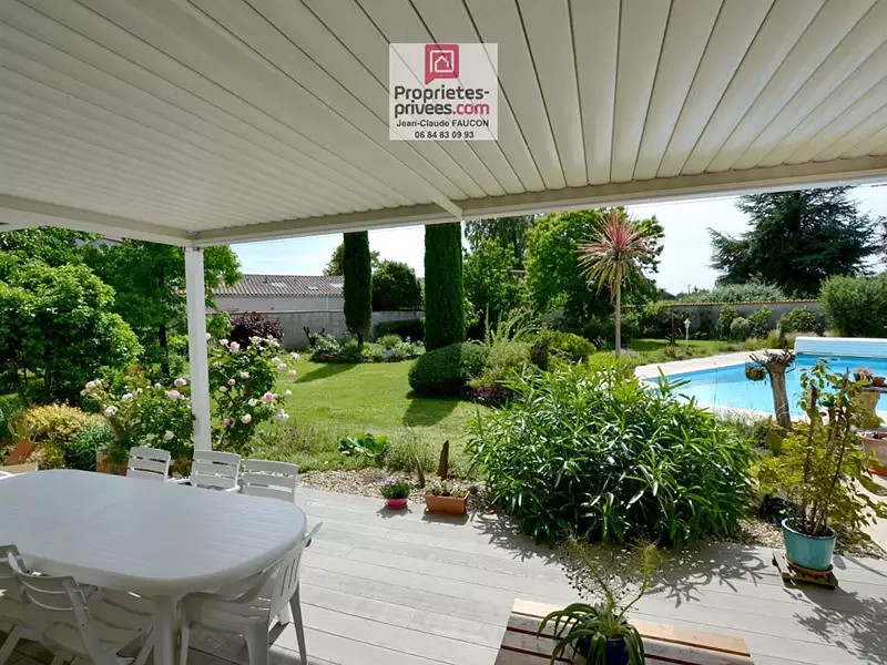 Maison, 187 m²