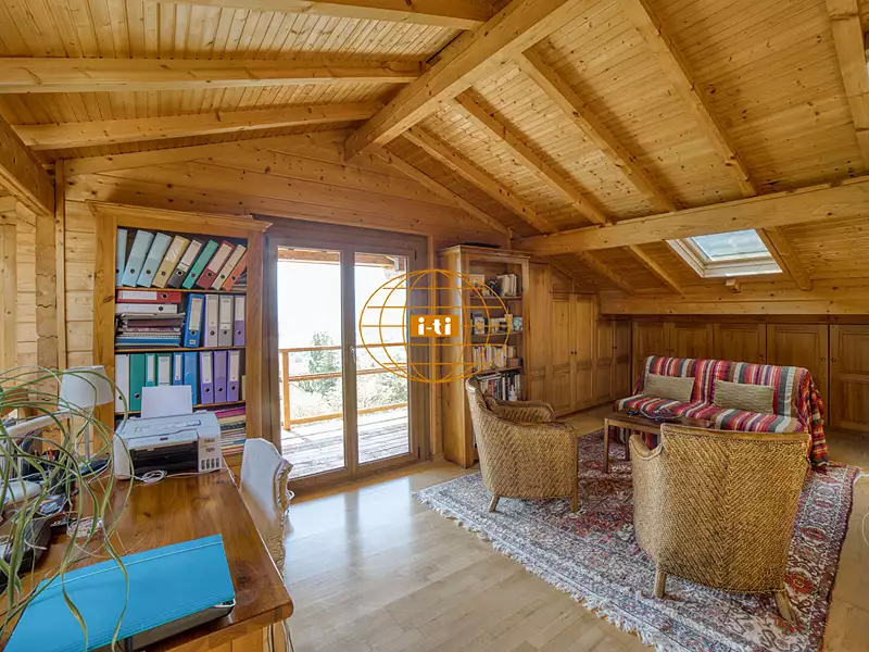 Maison, 273 m²