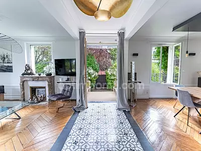 Maison, 194 m²