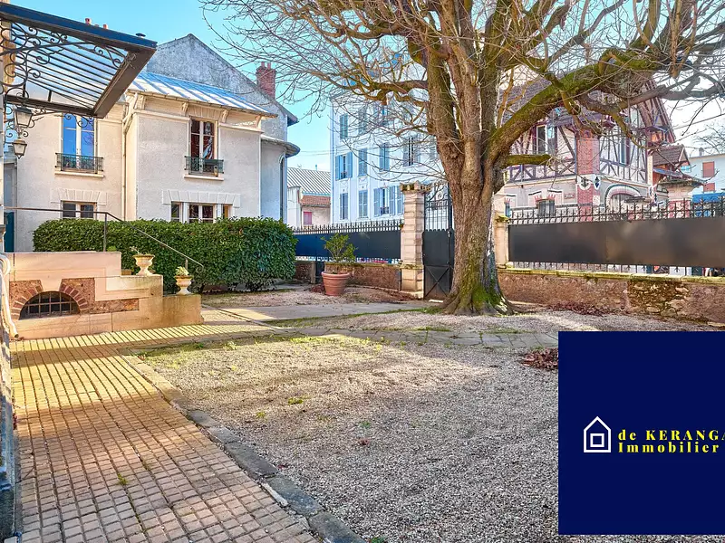 Maison, 342 m²