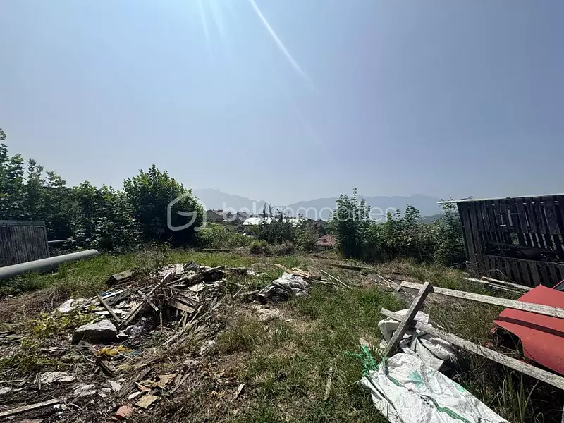 Terrain, 552 m²