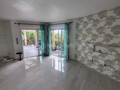 Maison, 200 m²