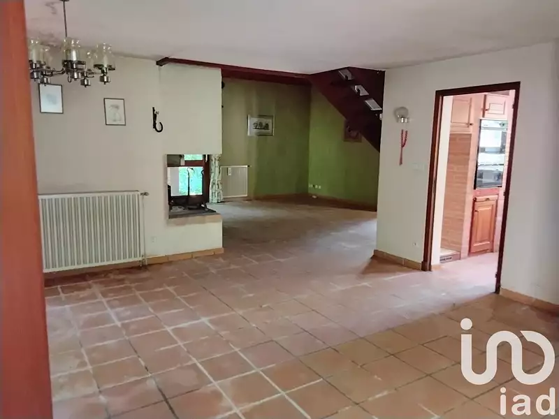 Maison, 240 m²
