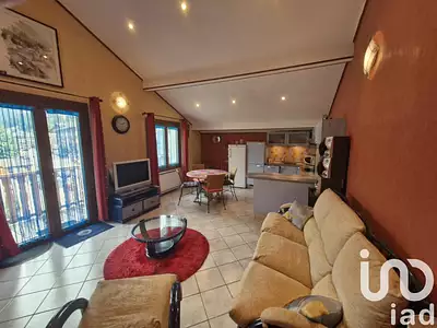 Immeuble, 244 m²