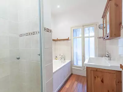 Maison, 280 m²