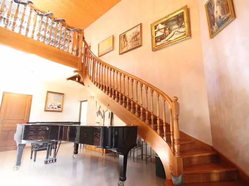 Maison, 256 m²