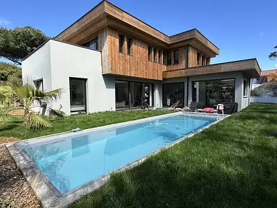 Maison, 215 m²