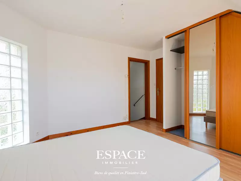 Maison, 169 m²