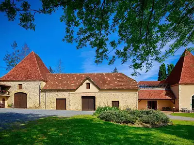 Maison, 2 200 m²