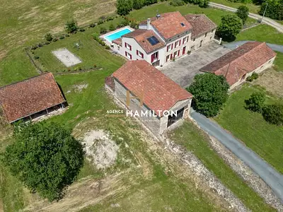 Maison, 207 m²