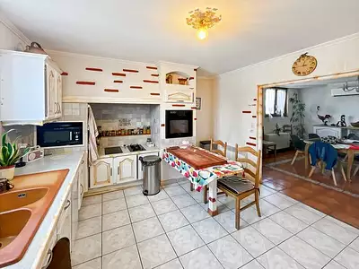 Maison, 271 m²
