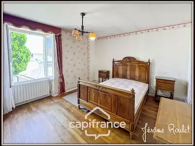 Maison, 196 m²