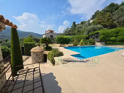 Maison, 163 m²