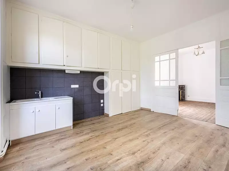 Maison, 180 m²