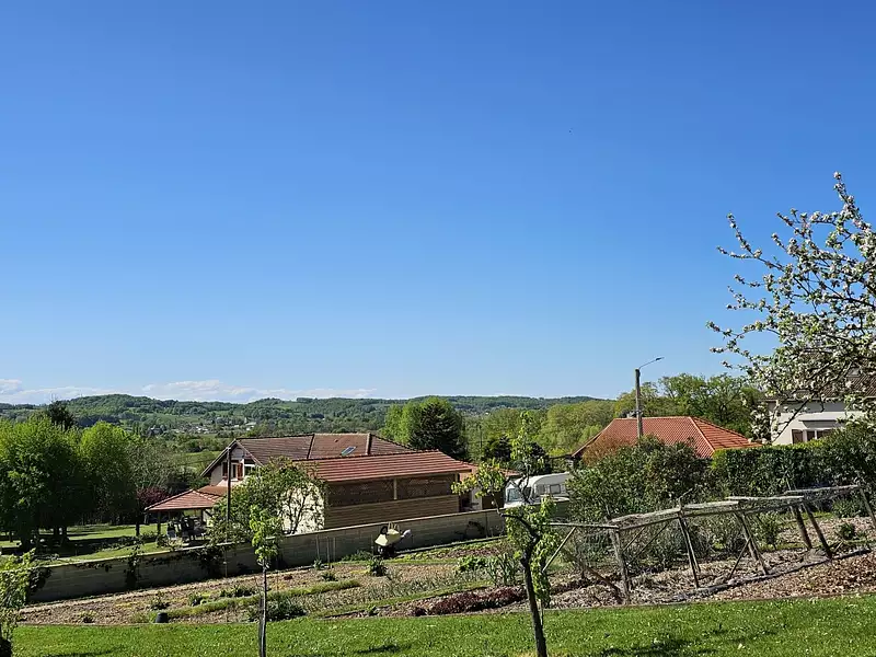 Terrain, 904 m²