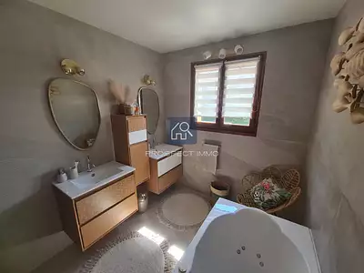 Maison, 146 m²
