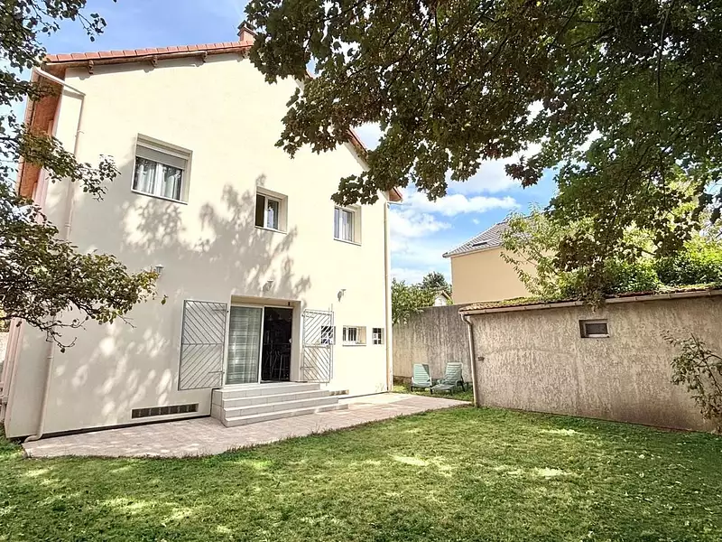 Maison, 172 m²