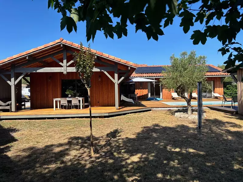 Maison, 180 m²