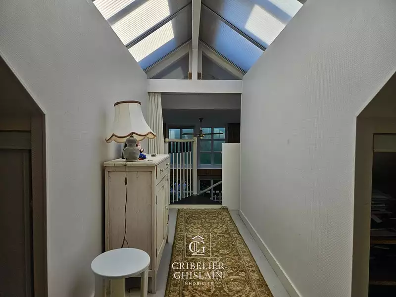 Maison, 248 m²