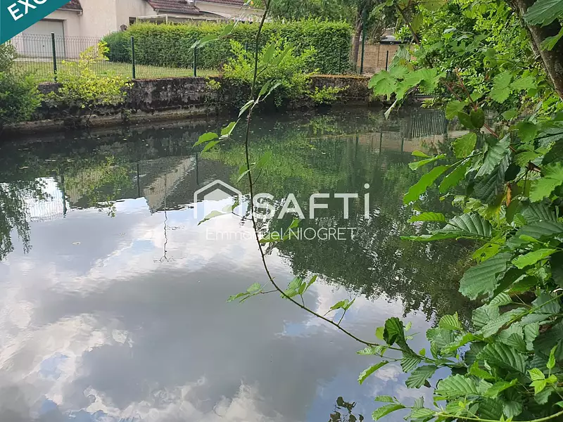 Terrain, 727 m²