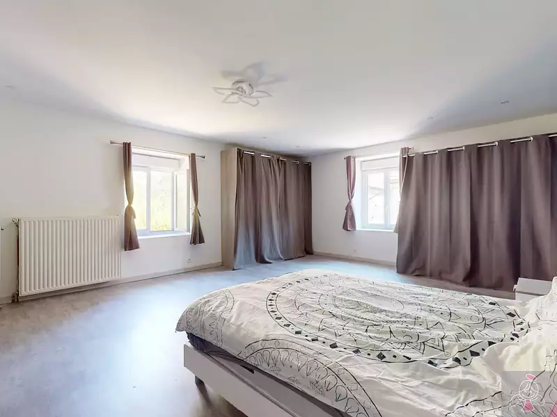 Maison, 168 m²
