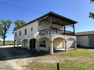 Maison, 639 m²