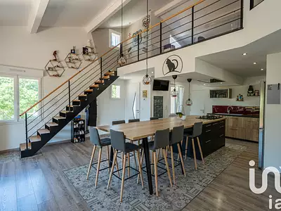 Maison, 136 m²
