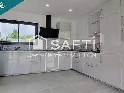 Maison, 122 m²