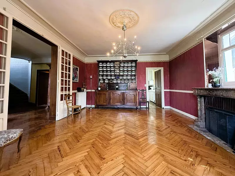 Maison, 240 m²