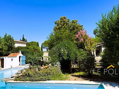 Maison, 179 m²