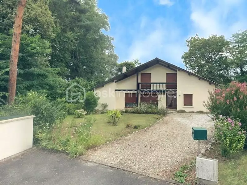 Maison, 132 m²