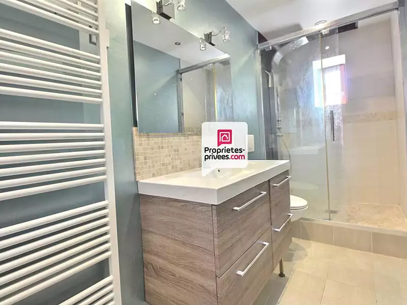 Maison, 316 m²