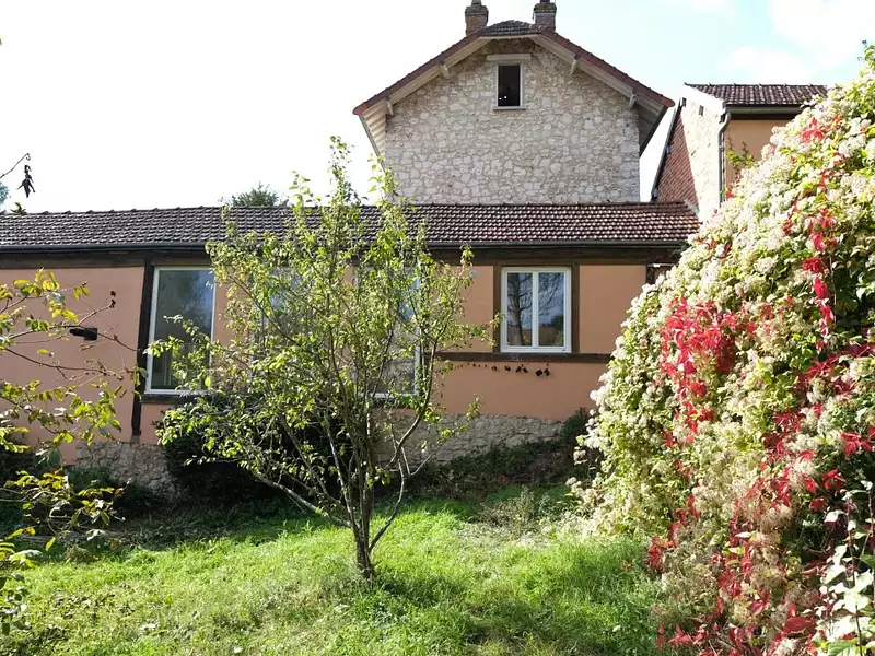 Maison, 240 m²