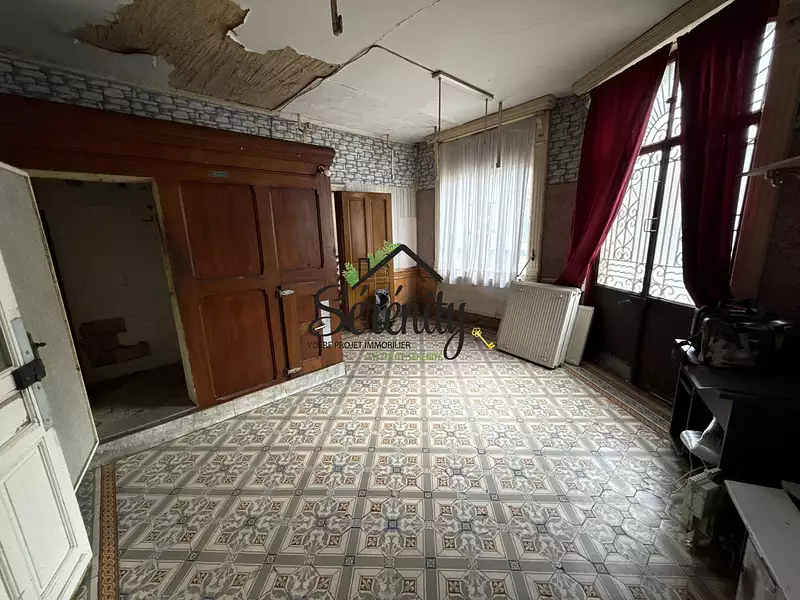 Maison, 260 m²