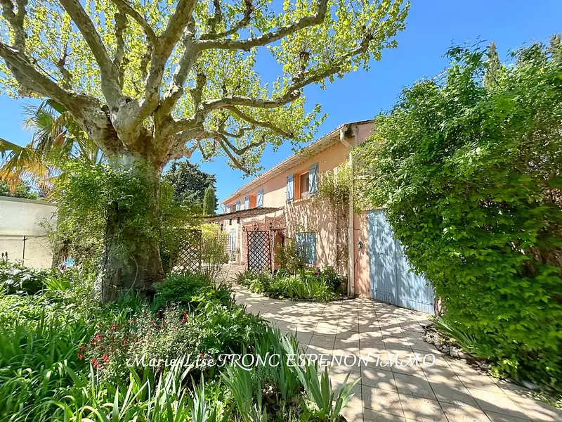 Maison, 162 m²